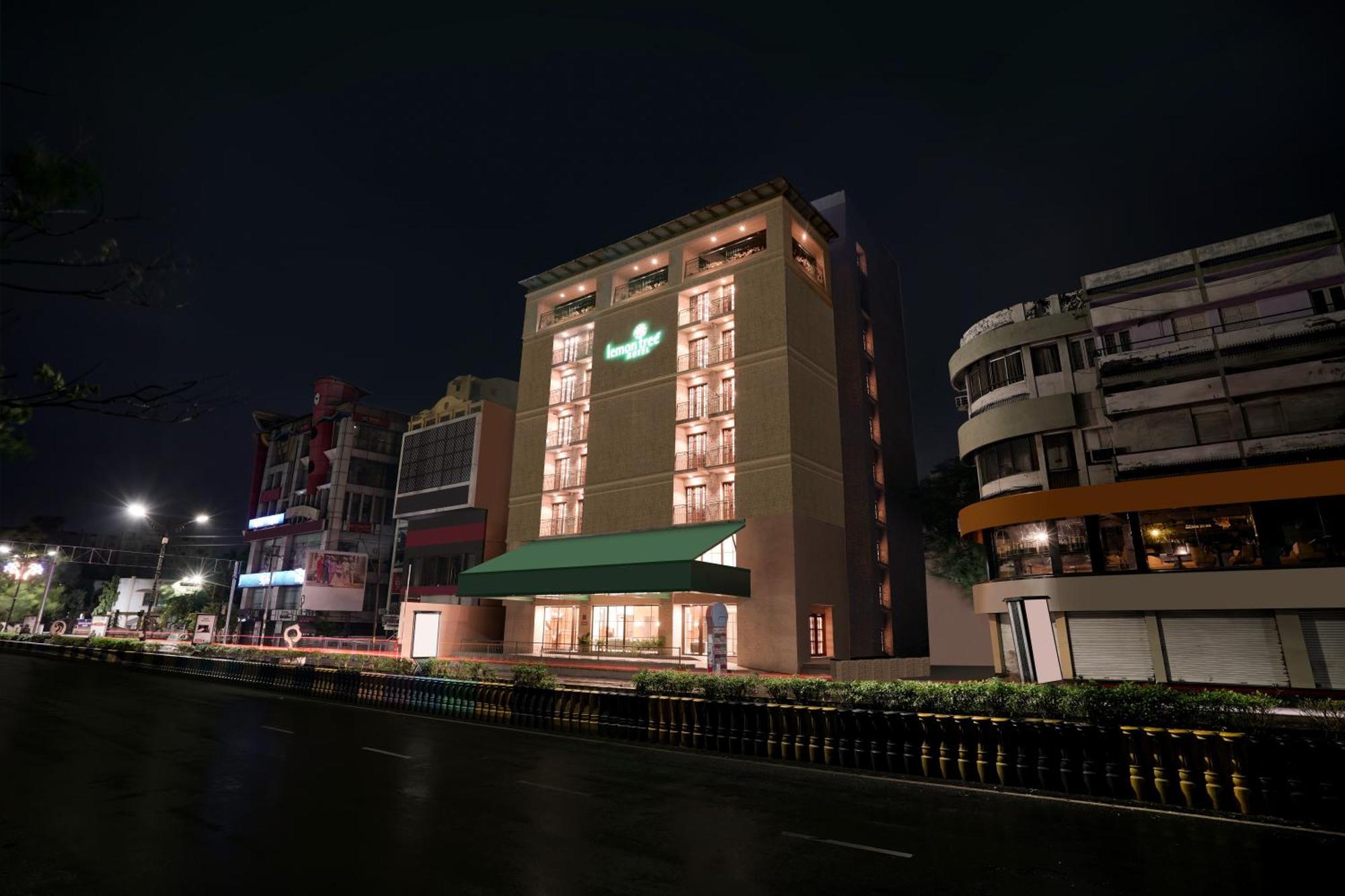 Lemon Tree Hotel, Rajkot Buitenkant foto